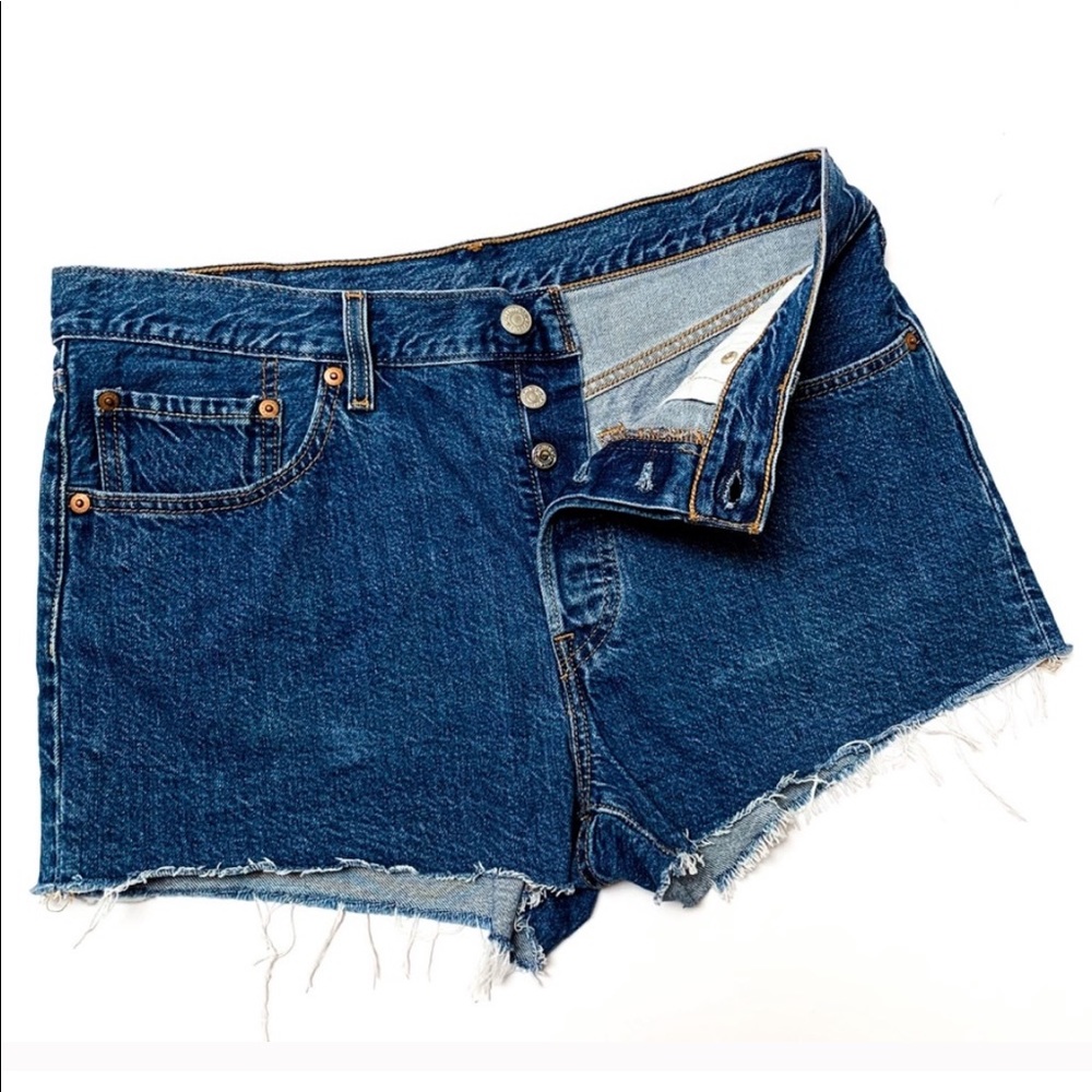 SALE!  Levi’s 501 High Rise shorts